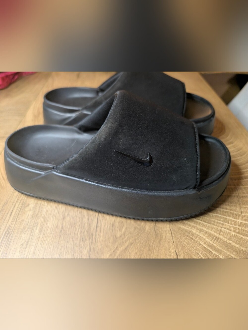 Nike Women’s Calm Elevation Slides Size 8
